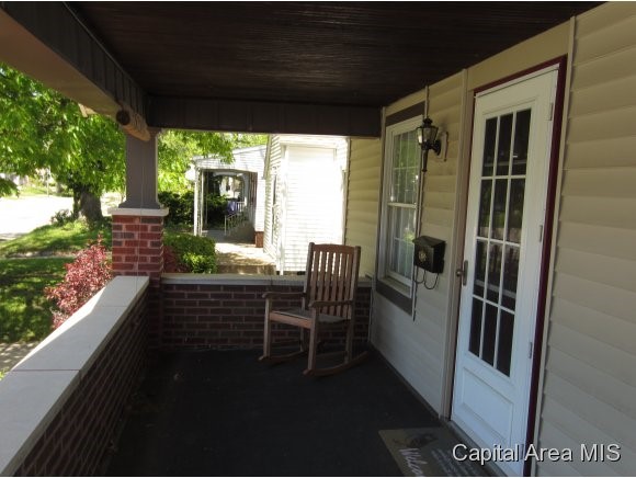 2412 South 6th Street Springfield, IL 62703 - Photo 10 of 14