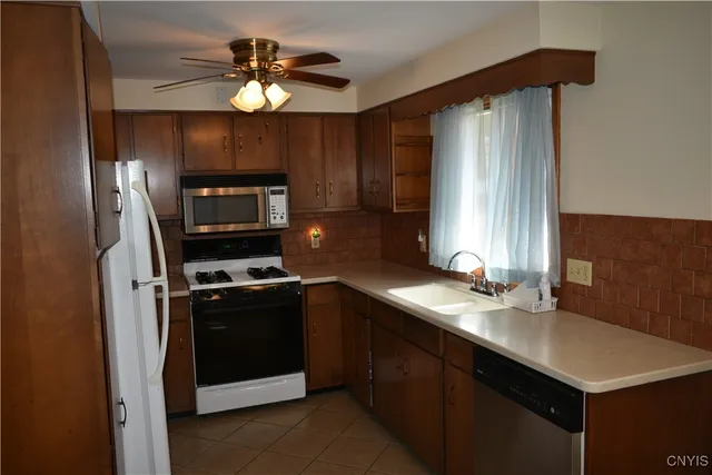 $171,500 | 82 Bradford Street, Auburn, NY 13021