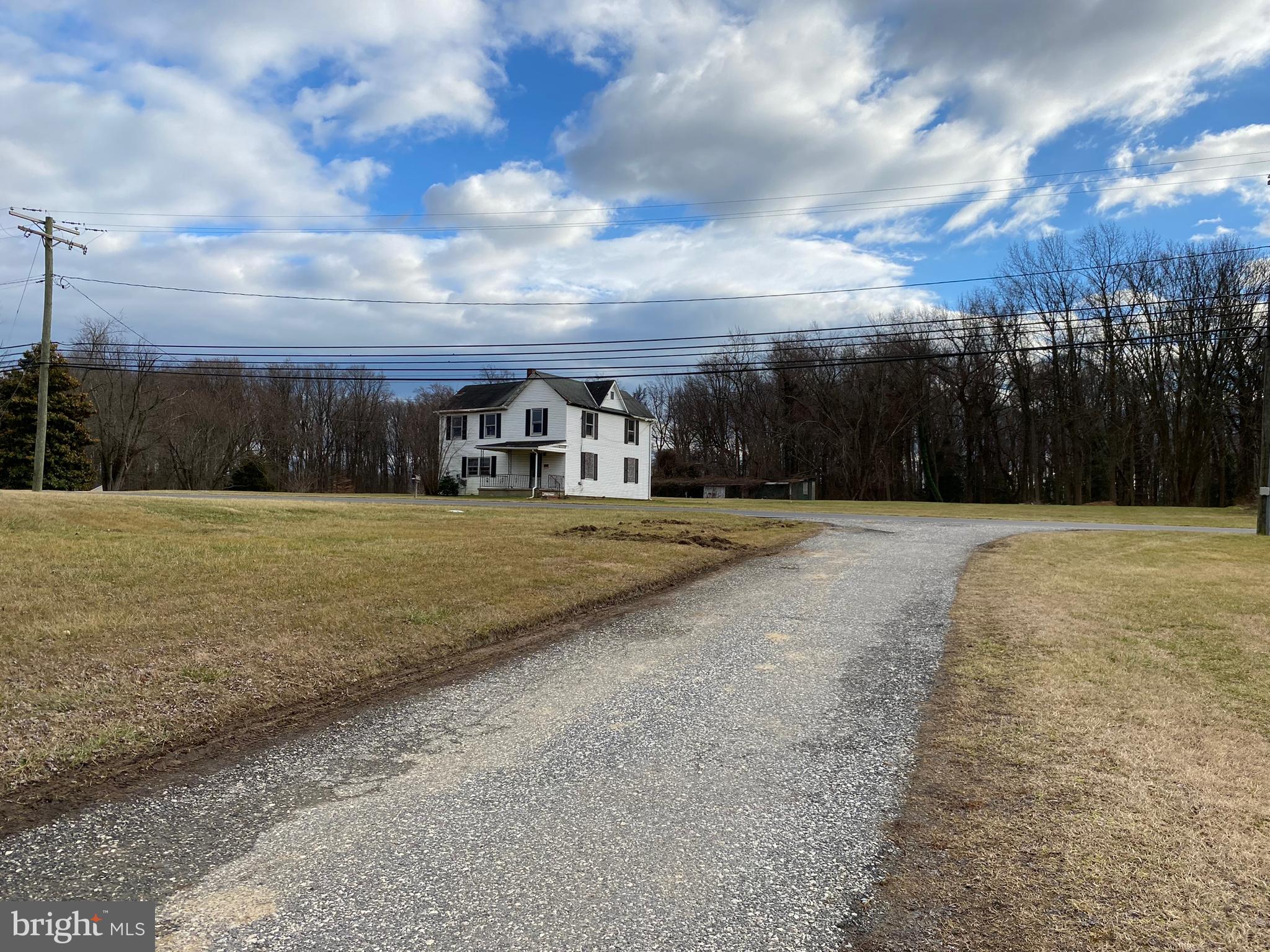 2433 Holly Neck Road Essex, MD 21221 - Photo 3 of 12