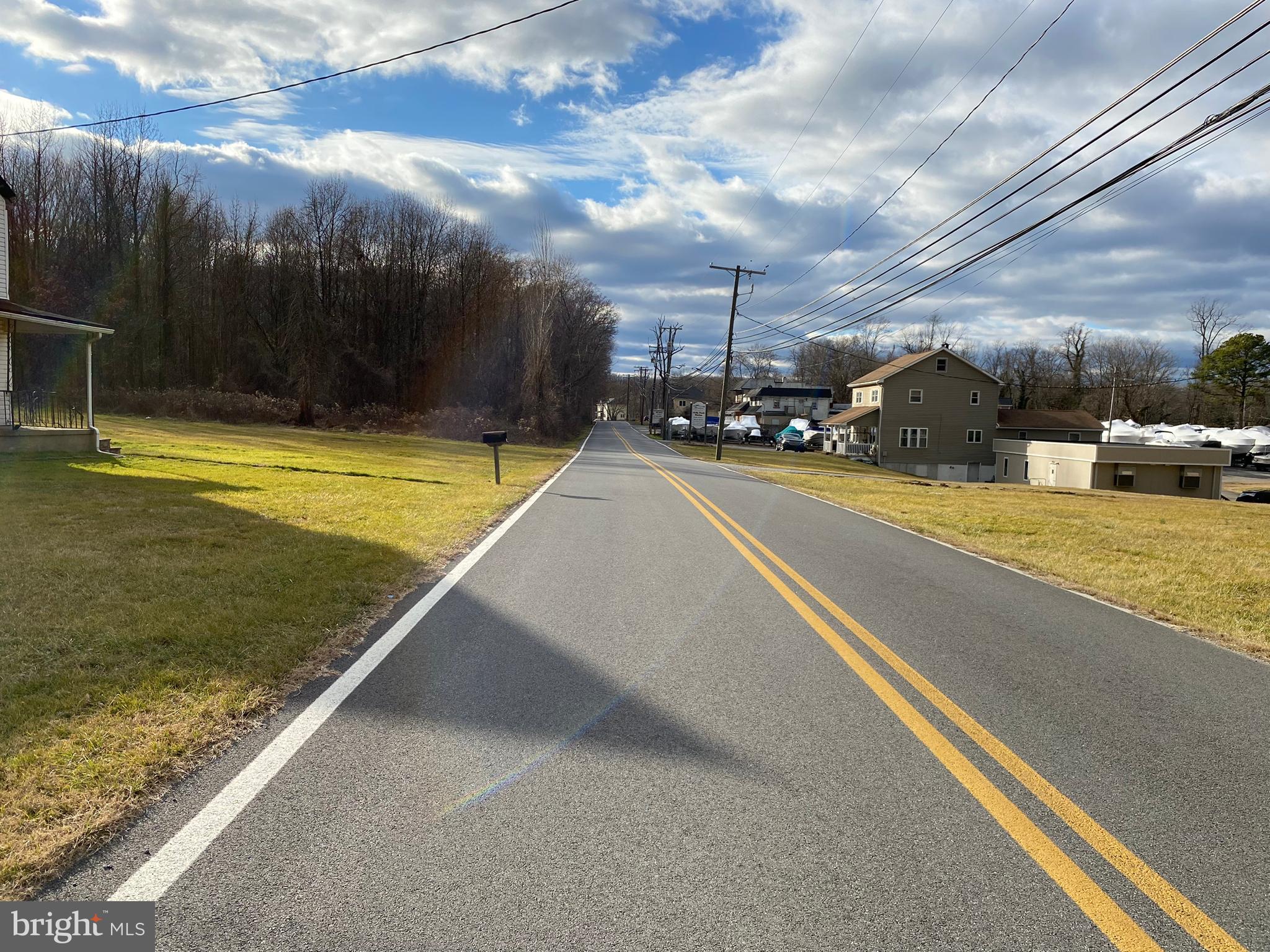 2433 Holly Neck Road Essex, MD 21221 - Photo 10 of 12