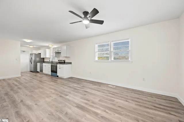 $229,900 | 304 Fleming Drive, Anderson, SC 29621