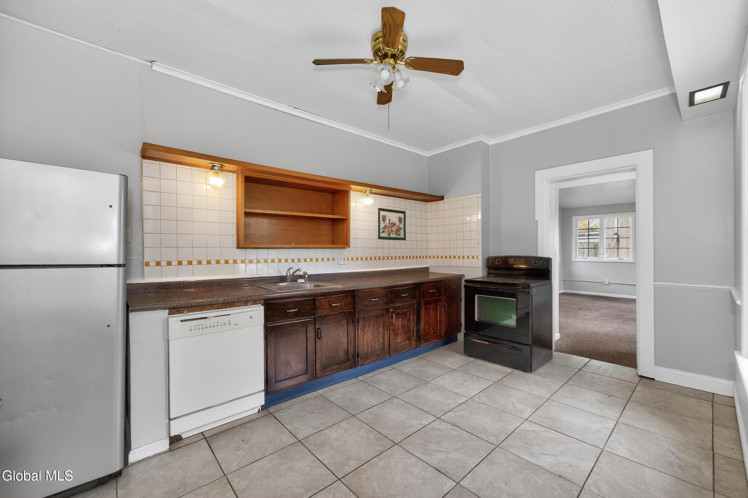 7 Union Street Schenectady, NY 12305 - Photo 12 of 45 Apartment 1 Kitchen