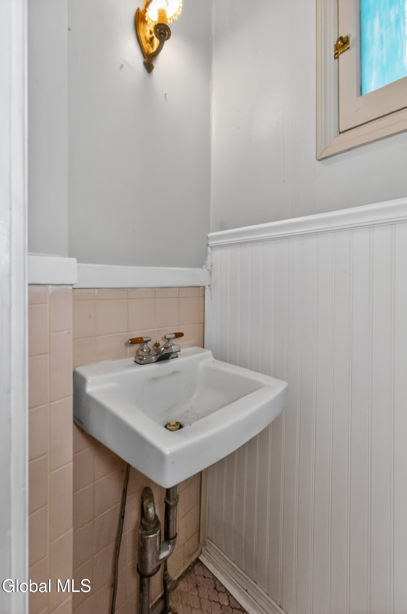 7 Union Street Schenectady, NY 12305 - Photo 19 of 45 Half Bath in Apartment 1