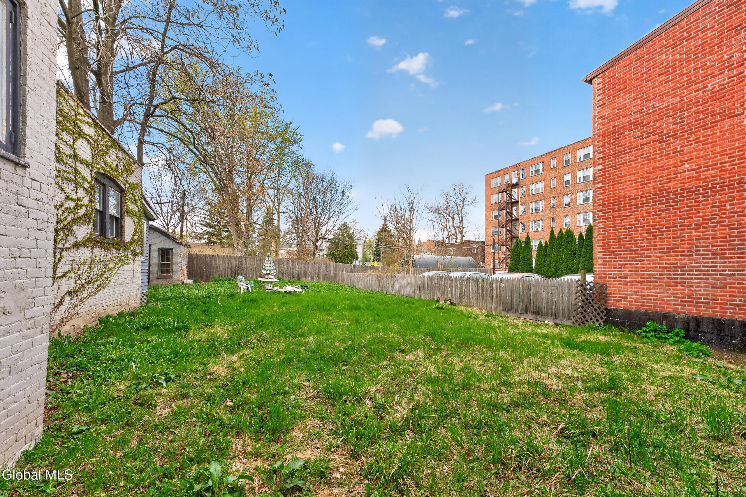 7 Union Street Schenectady, NY 12305 - Photo 41 of 45 7 Union St Yard