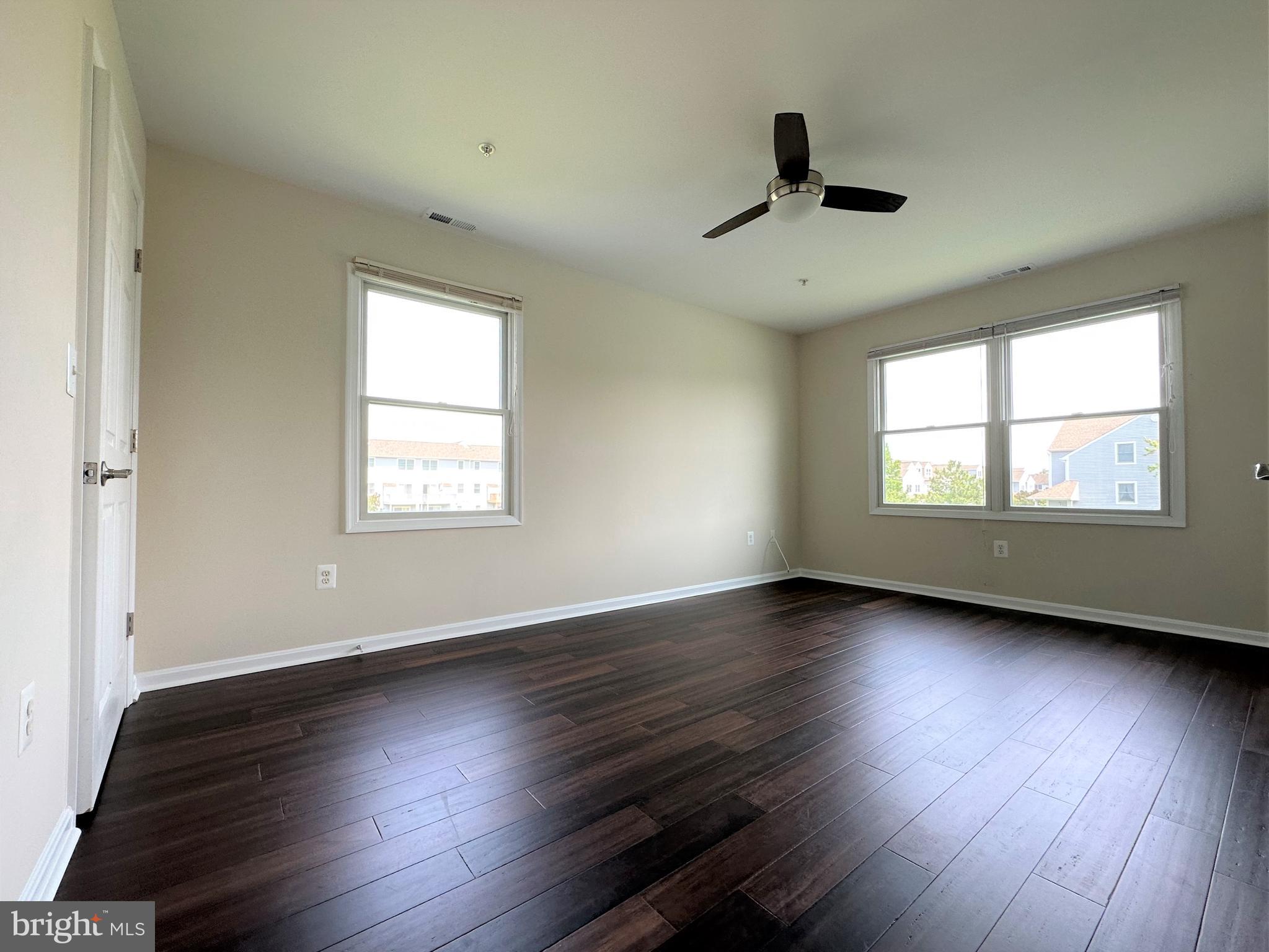 312 Teal Court, Unit F Chester, MD 21619 - Photo 11 of 25 Primary bedroom