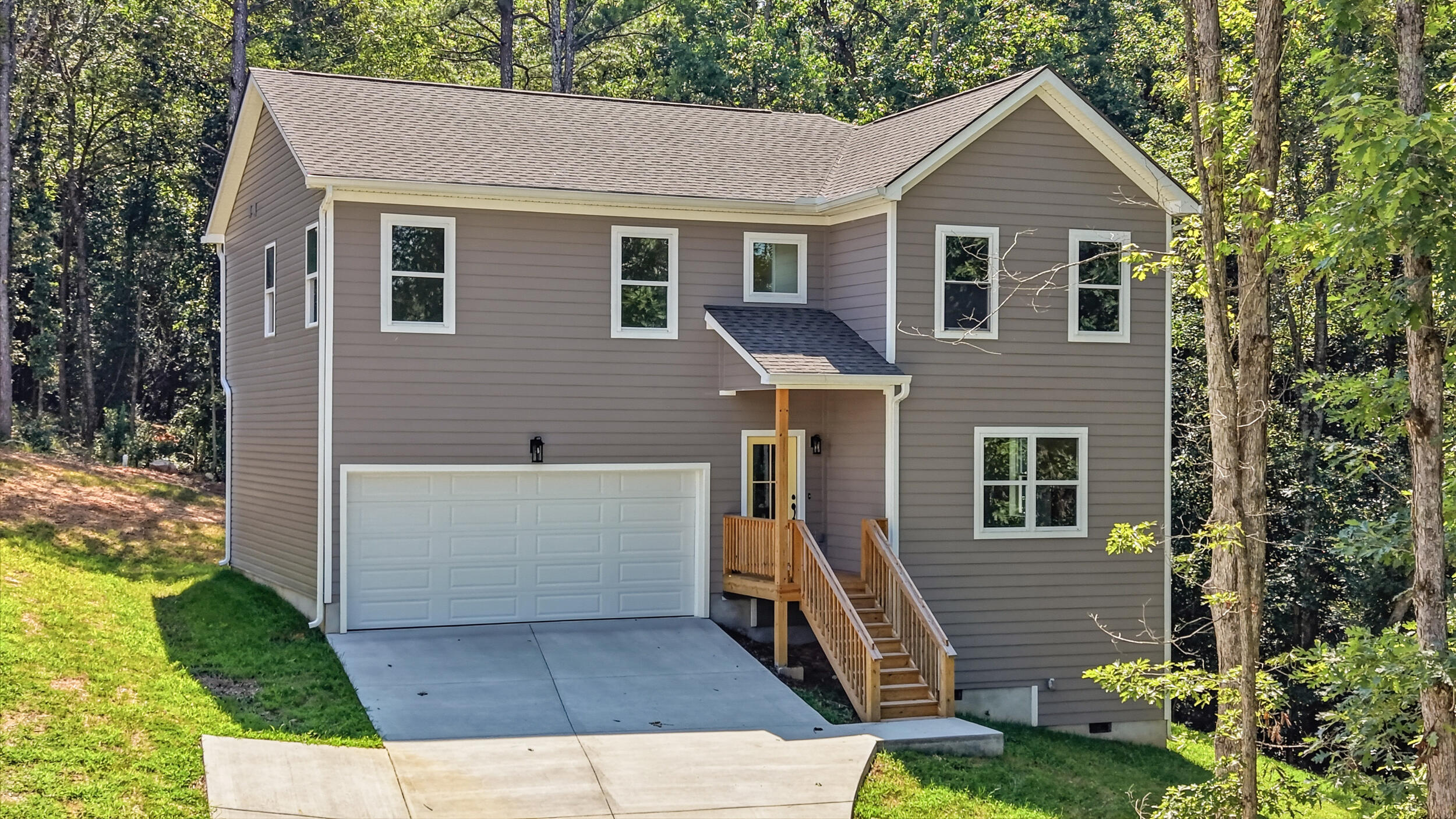 2_103 jamestown rd-2