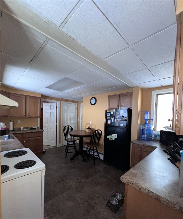 118 Beaconsfield Road Worcester, MA 01602 - Photo 4 of 19