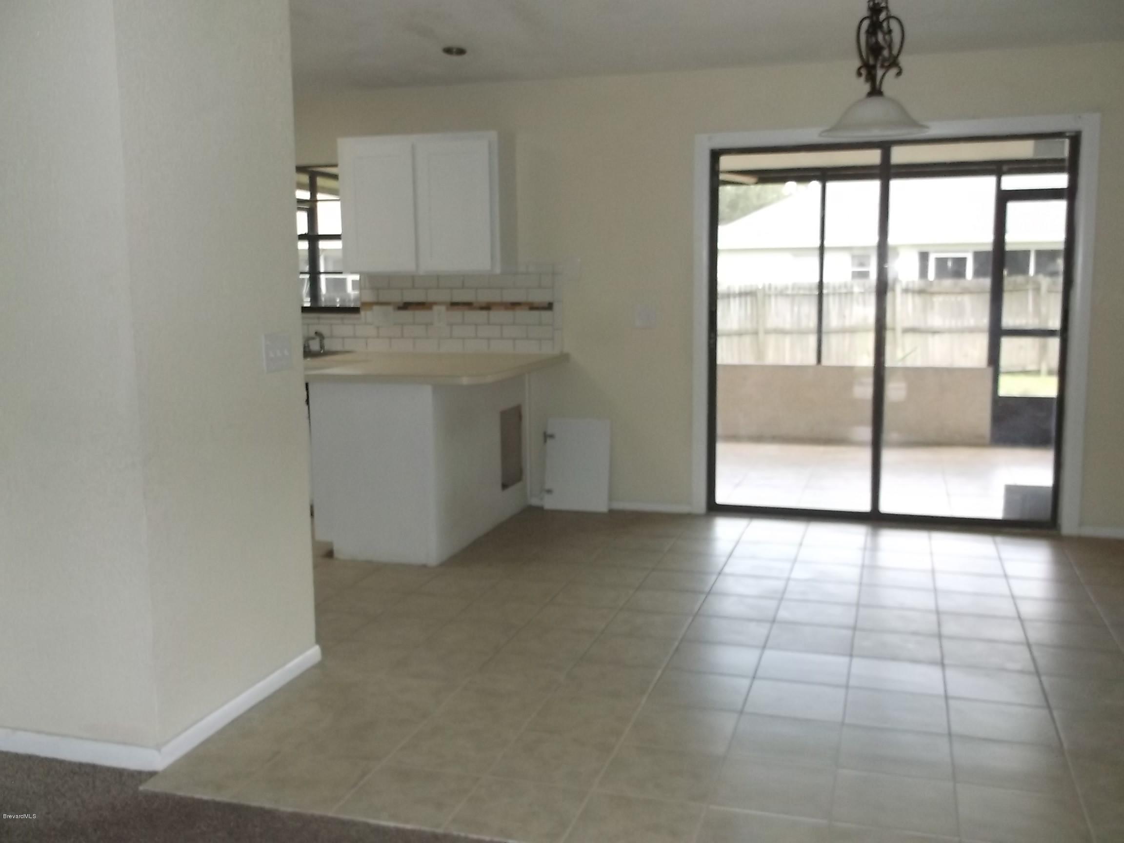 552 Nackman Road Northwest Palm Bay, FL 32907 - Photo 3 of 11 005
