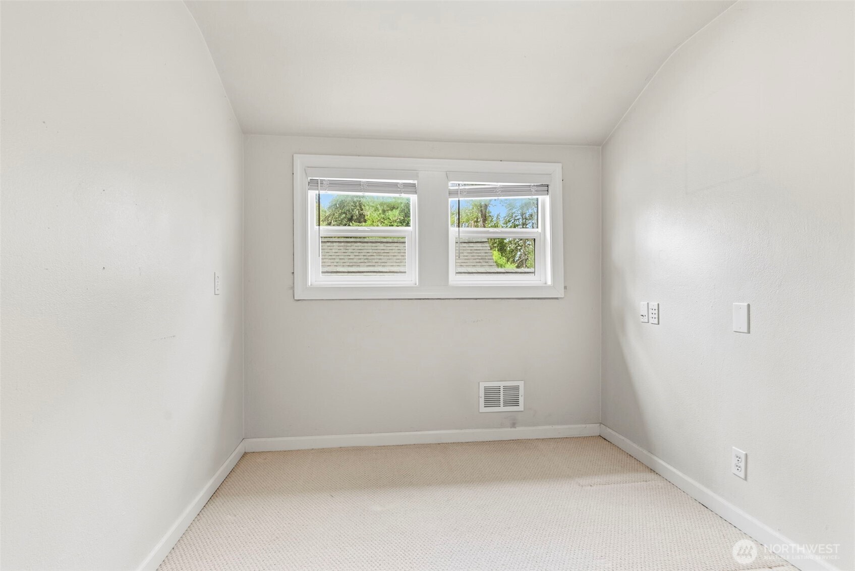 215 Walnut Acres Road Kelso, WA 98626 - Photo 32 of 33 Gallery Image 32