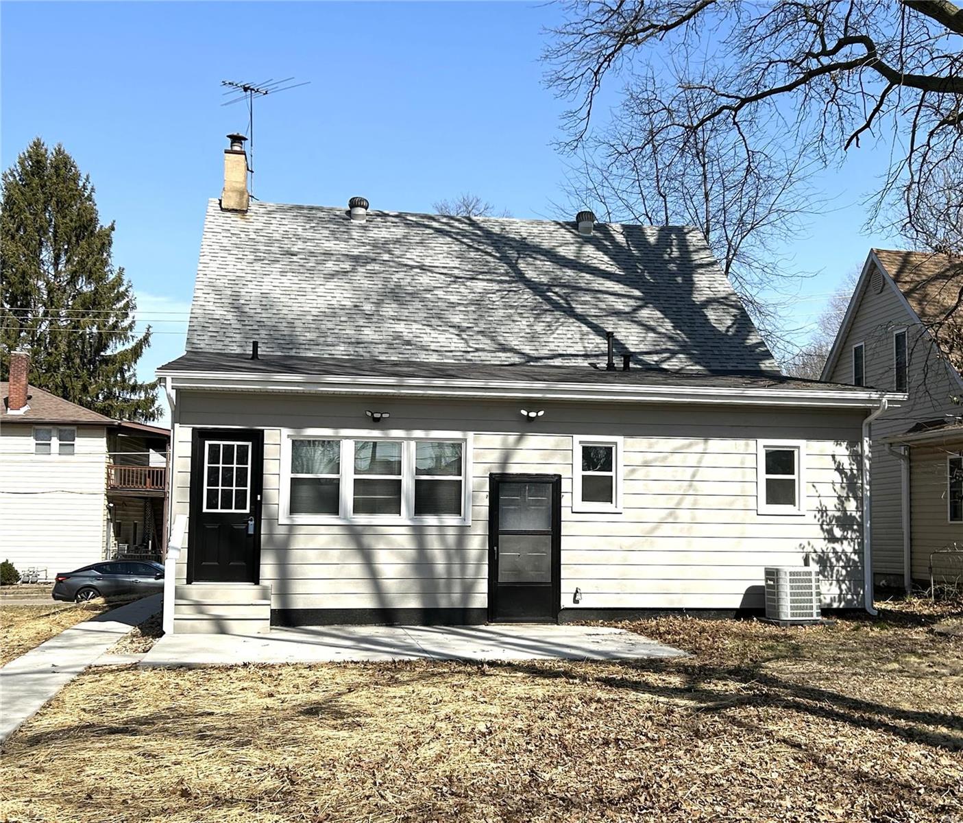 719 Hecker Street Belleville, IL 62221 - Photo 23 of 30 Gallery Image 23