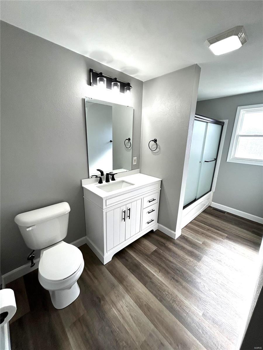 719 Hecker Street Belleville, IL 62221 - Photo 4 of 30 Gallery Image 4