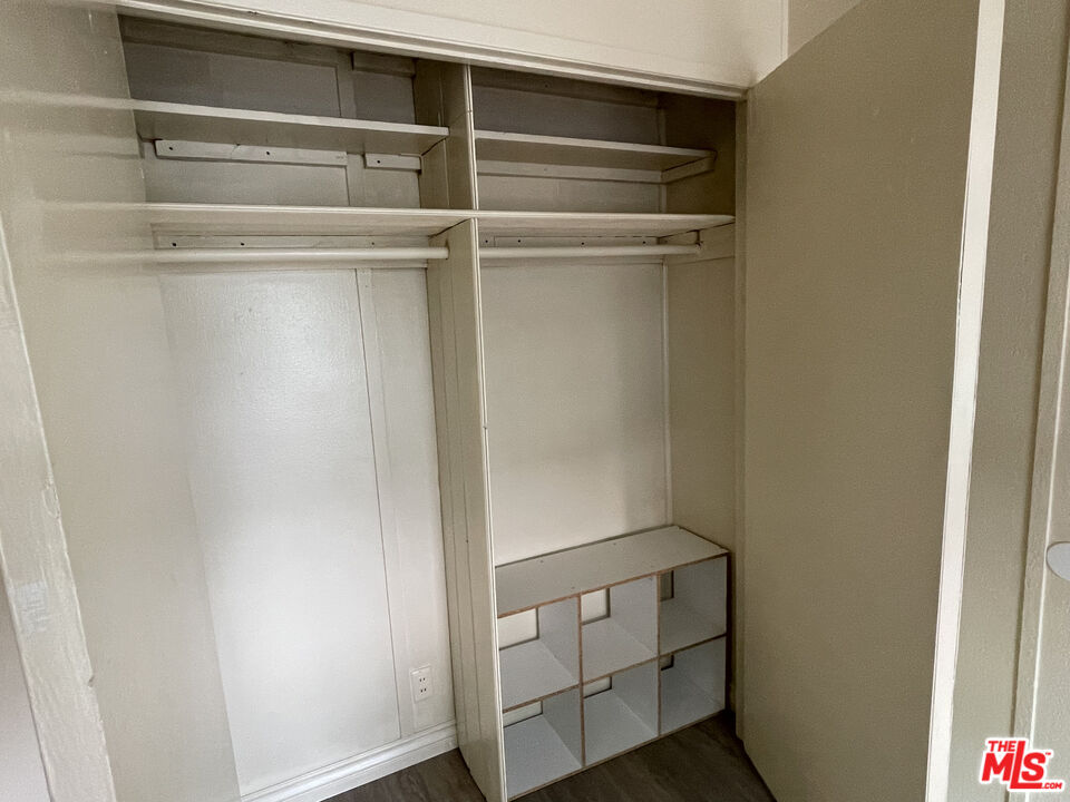 351 Temple Avenue, Unit E Long Beach, CA 90814 - Photo 14 of 17