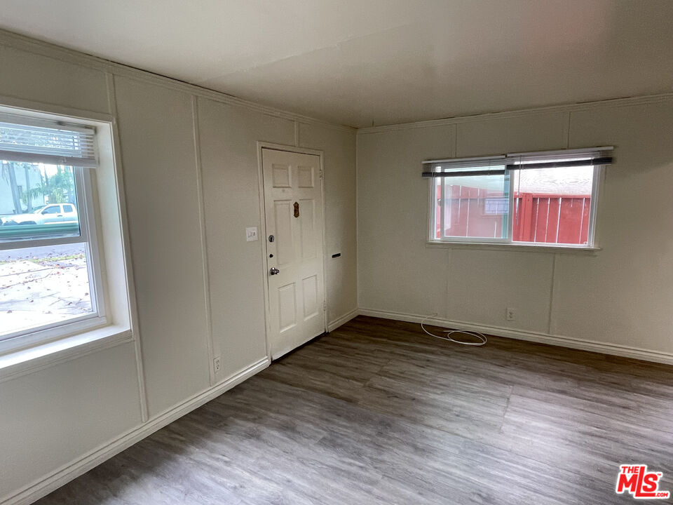 351 Temple Avenue, Unit E Long Beach, CA 90814 - Photo 5 of 17