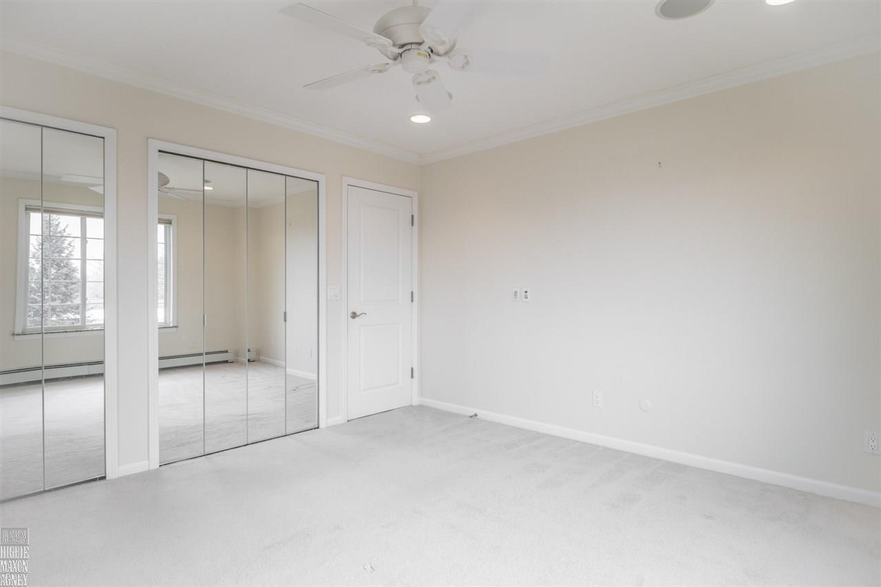 495 Miller Avenue Rochester, MI 48307 - Photo 8 of 14 31342535-7.JPG