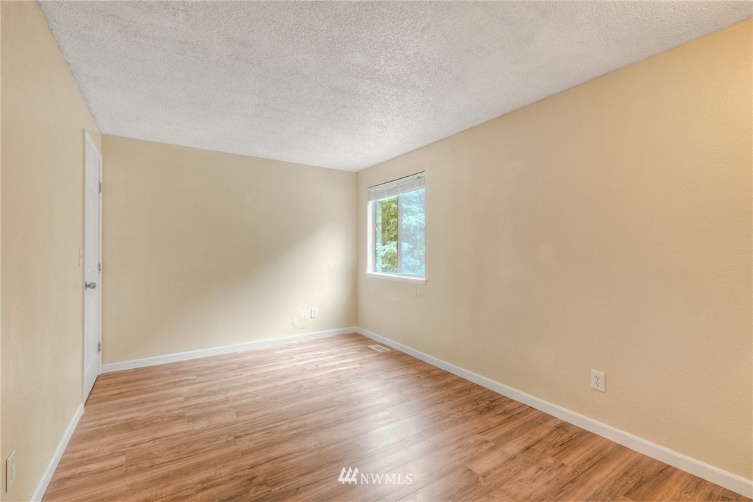 14519 Southeast 196th Place Renton, WA 98058 - Photo 13 of 20 Gallery Image 13