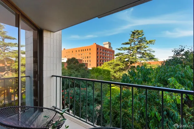 $895,000 | 152 Lombard Street, Unit 405, San Francisco, CA 94111