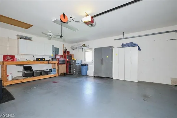 $2,700 | 734 Milwaukee Boulevard, Lehigh Acres, FL 33974