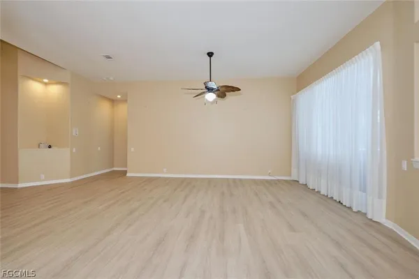 $2,700 | 734 Milwaukee Boulevard, Lehigh Acres, FL 33974