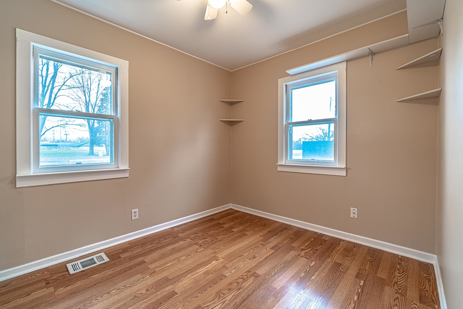 14501 Spaulding Avenue Midlothian, IL 60445 - Photo 13 of 33