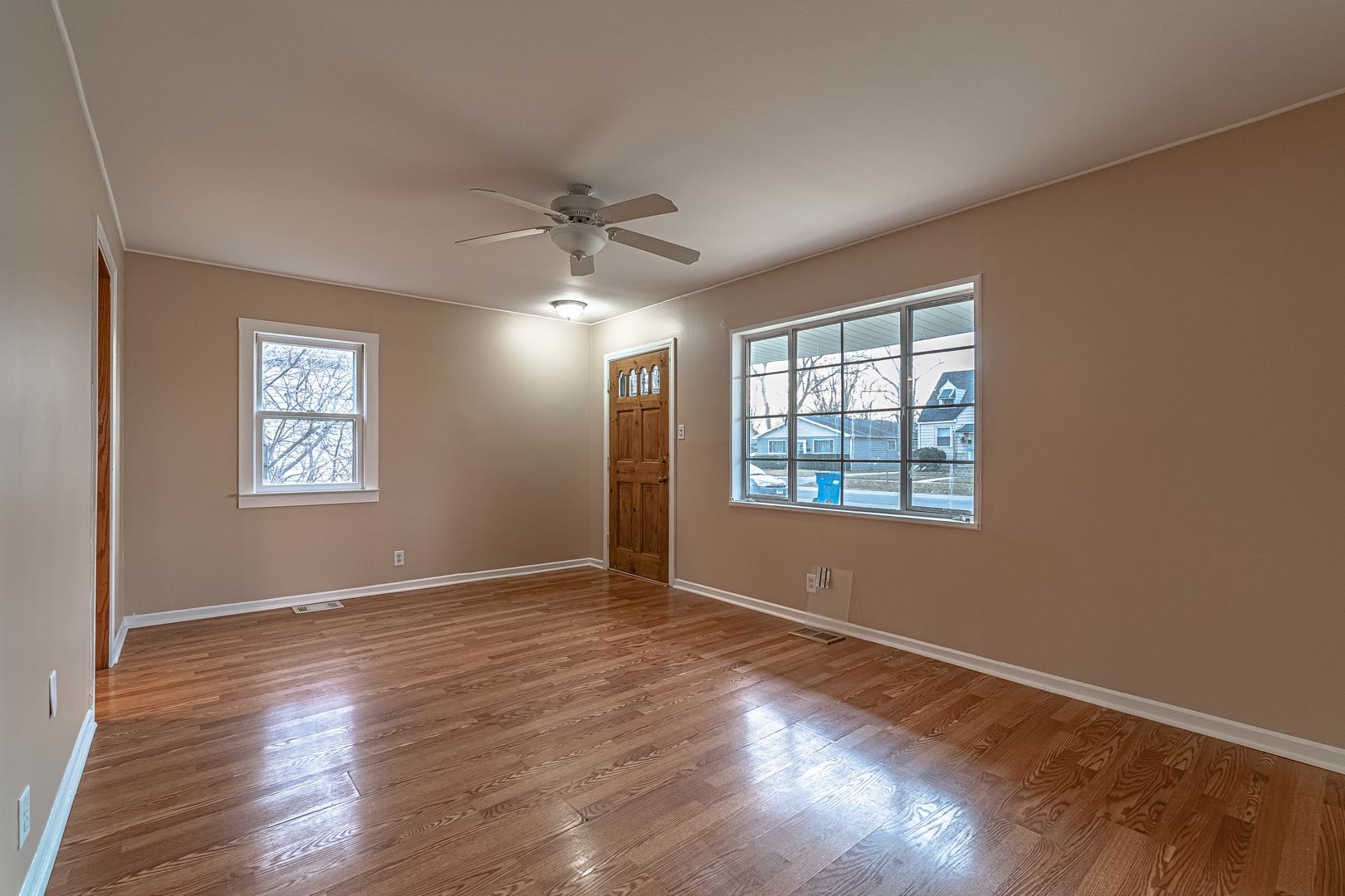 14501 Spaulding Avenue Midlothian, IL 60445 - Photo 10 of 33