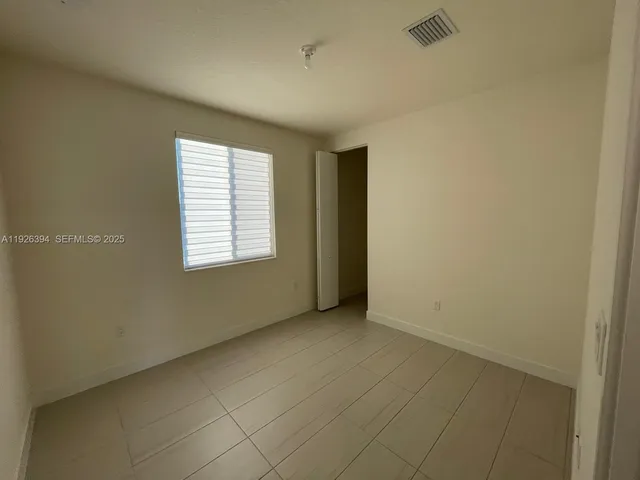 $2,900 | 6416 Northwest 102nd Court, Unit 305, Doral, FL 33178