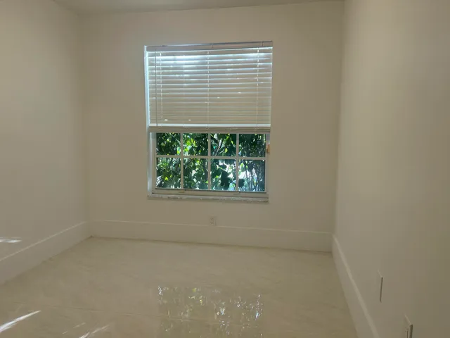 $3,900 | 9201 Northwest 55th Street, Sunrise, FL 33351