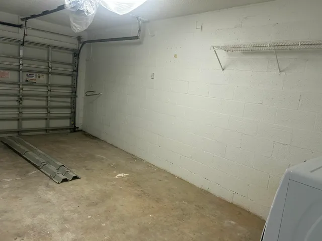 $3,900 | 9201 Northwest 55th Street, Sunrise, FL 33351