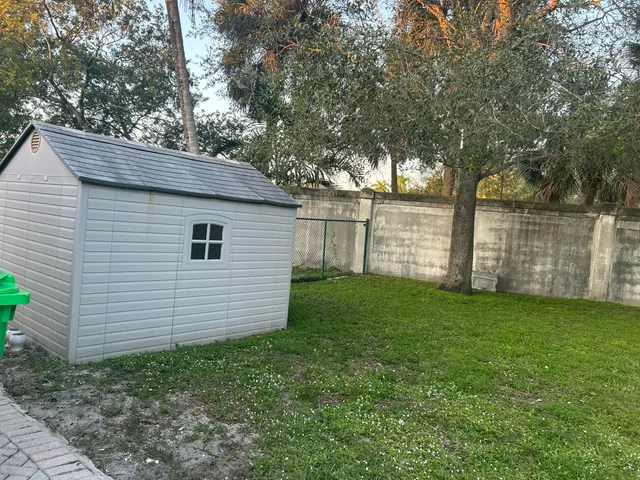 $3,900 | 9201 Northwest 55th Street, Sunrise, FL 33351