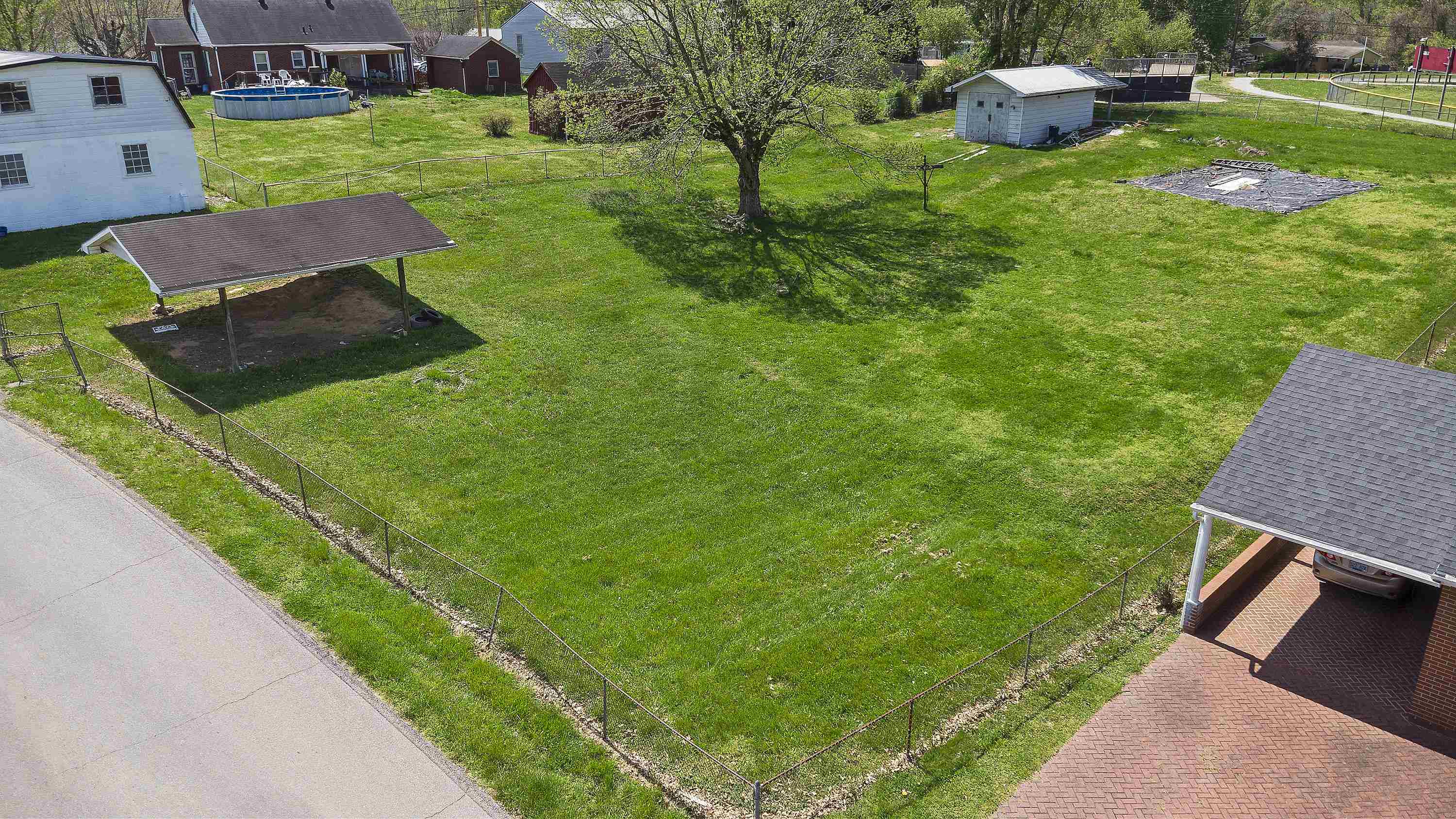 2301 Sharon Road Ashland, KY 41101 - Photo 1 of 17