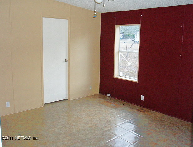 1998 Mallard Road Middleburg, FL 32068 - Photo 6 of 15 MASTER BEDROOM