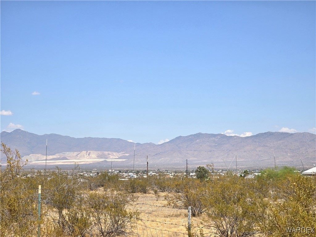 0 South Cibola Road Golden Valley, AZ 86413 - Photo 9 of 11 Views to the Northeast of the Cerbat Mountains.