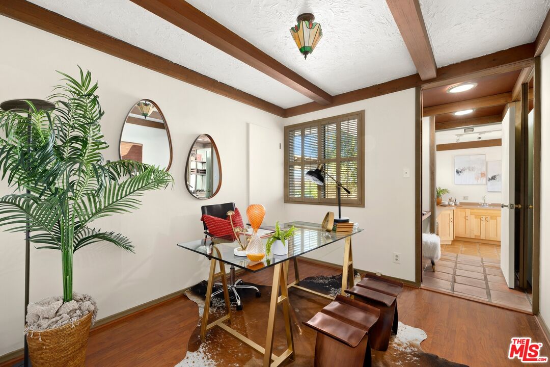 2557 Roscomare Road Los Angeles, CA 90077 - Photo 14 of 30