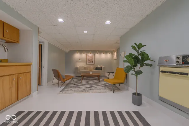 $220,000 | 2047 North Bosart Avenue, Indianapolis, IN 46218