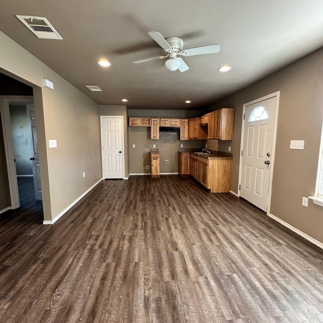113 36th Street, Unit 1 Lubbock, TX 79404 - Photo 5 of 10 large