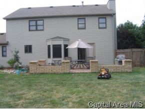 4019 Pinebrook Court Springfield, IL 62711 - Photo 2 of 12