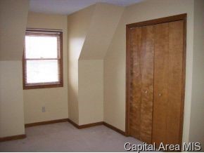 4019 Pinebrook Court Springfield, IL 62711 - Photo 8 of 12
