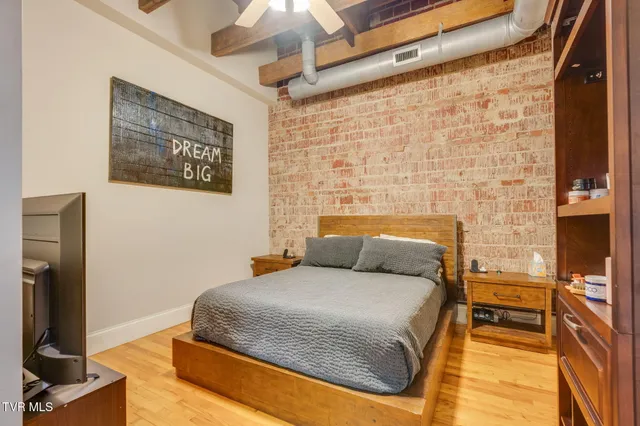 $340,000 | 217 Broad Street, Unit 306, Kingsport, TN 37660