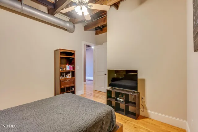 $340,000 | 217 Broad Street, Unit 306, Kingsport, TN 37660