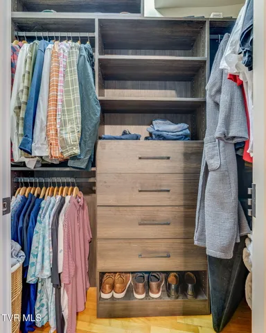 $340,000 | 217 Broad Street, Unit 306, Kingsport, TN 37660