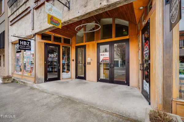 $333,000 | 217 Broad Street, Unit 306, Kingsport, TN 37660