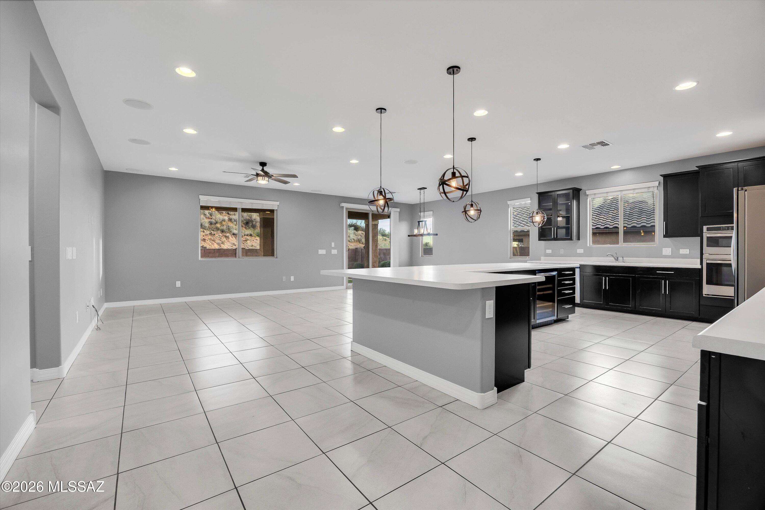 38655 South Running Roses Lane Saddlebrooke, AZ 85739 - Photo 6 of 49