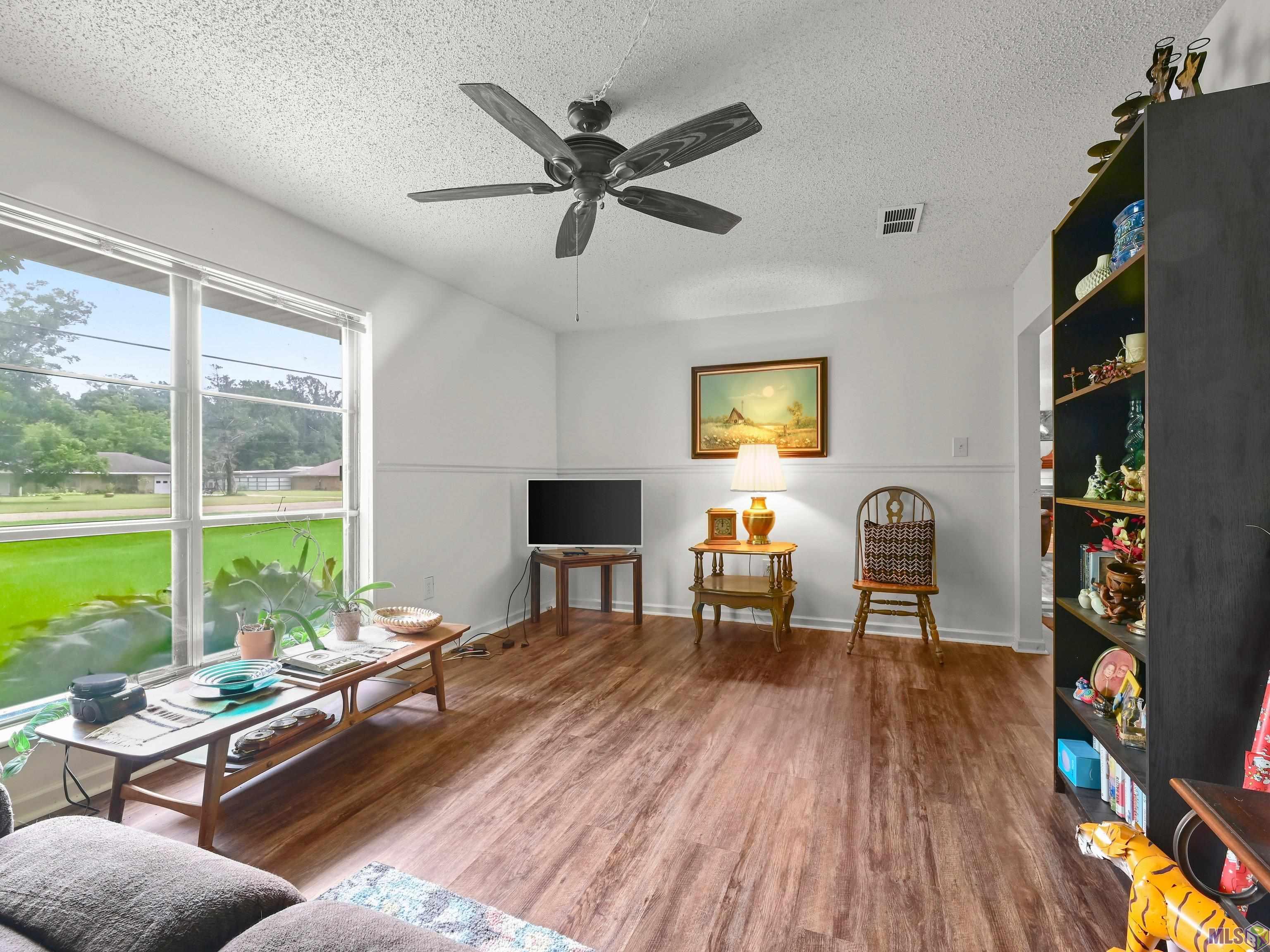 6970 Pettit Road Baker, LA 70714 - Photo 7 of 16 Gallery Image 7