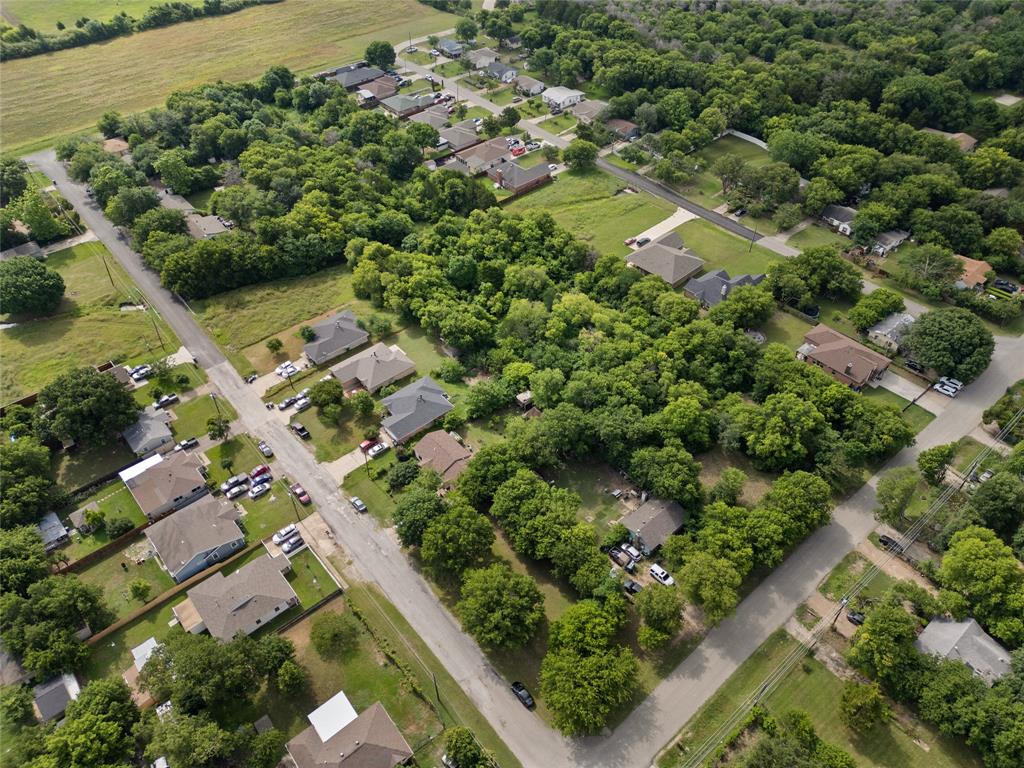 1620 Marsalis Road Lancaster, TX 75146 - Photo 2 of 15