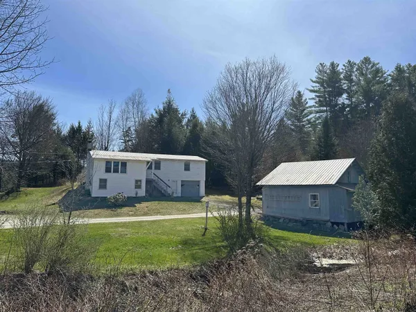 $285,000 | 70 Overlook Drive, Londonderry, VT 05148