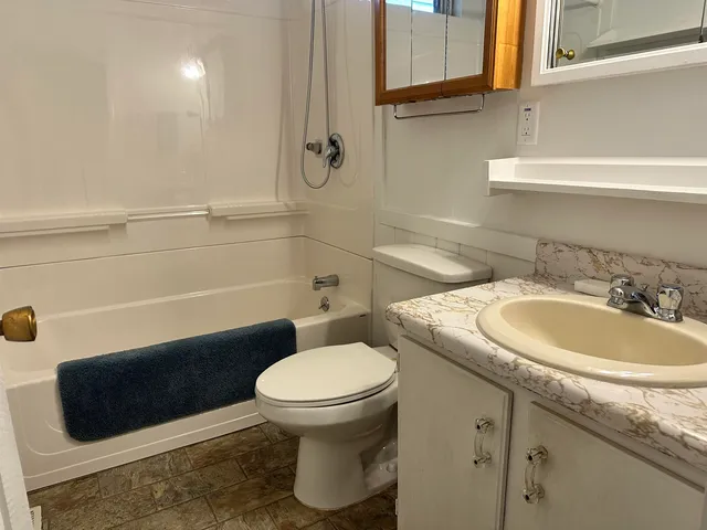 $295,000 | 70 Overlook Drive, Londonderry, VT 05148