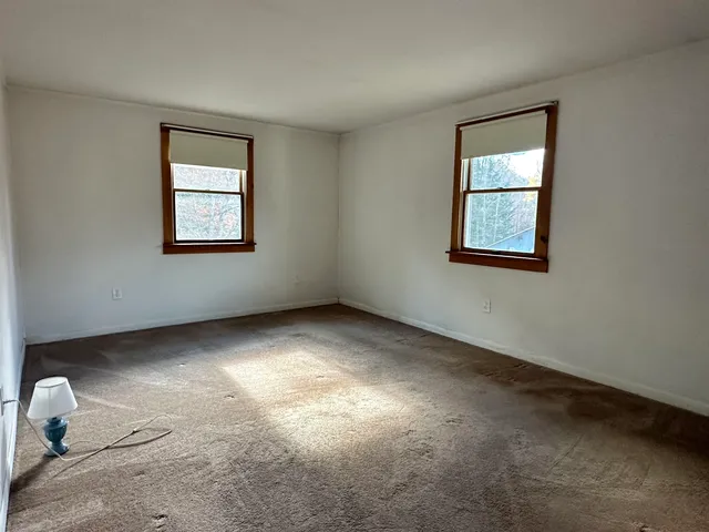 $295,000 | 70 Overlook Drive, Londonderry, VT 05148