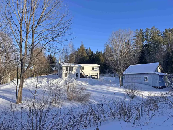 $285,000 | 70 Overlook Drive, Londonderry, VT 05148