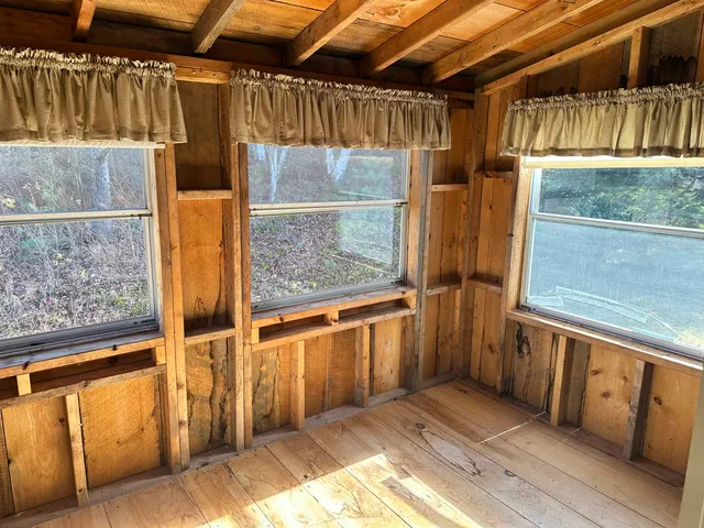 $295,000 | 70 Overlook Drive, Londonderry, VT 05148