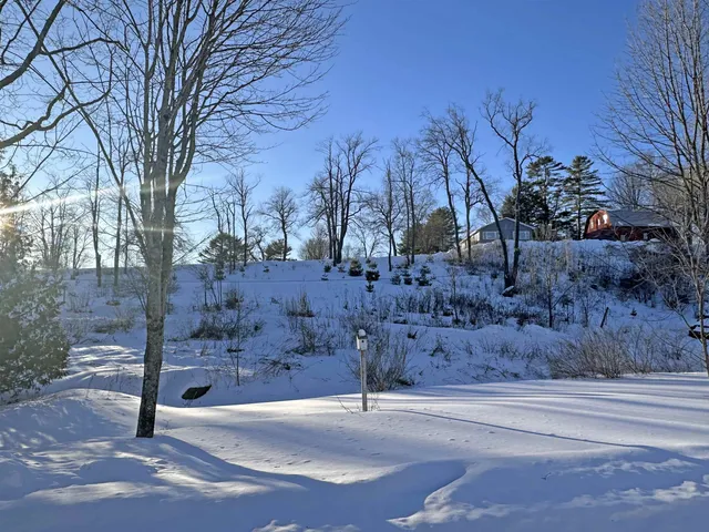 $295,000 | 70 Overlook Drive, Londonderry, VT 05148