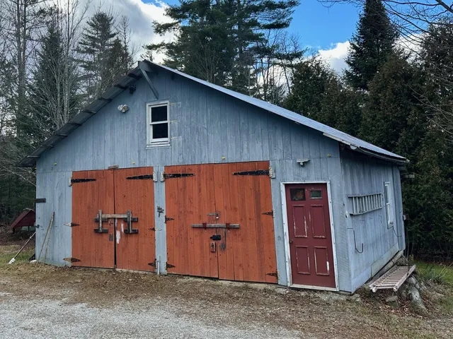 $295,000 | 70 Overlook Drive, Londonderry, VT 05148